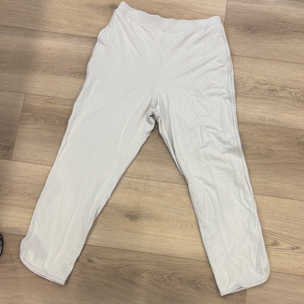Lululemon cropped Pants
